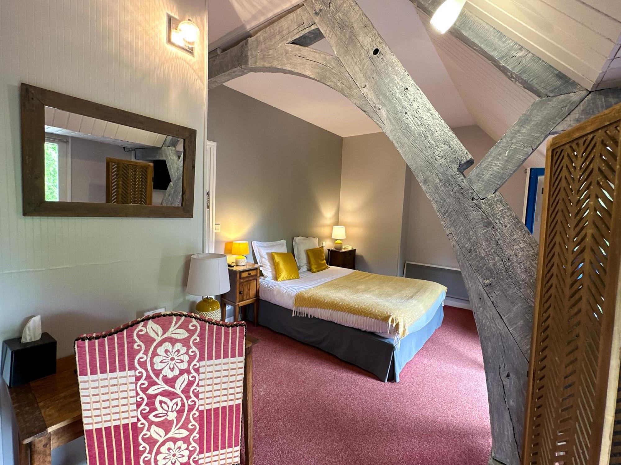 Logis Le Manoir Des Portes Hotel Lamballe