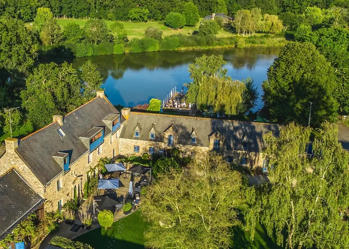 Logis Hotel Le Manoir Des Portes
