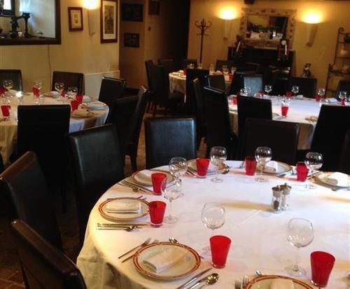 Hotel Logis Le Manoir Des Portes 3*
