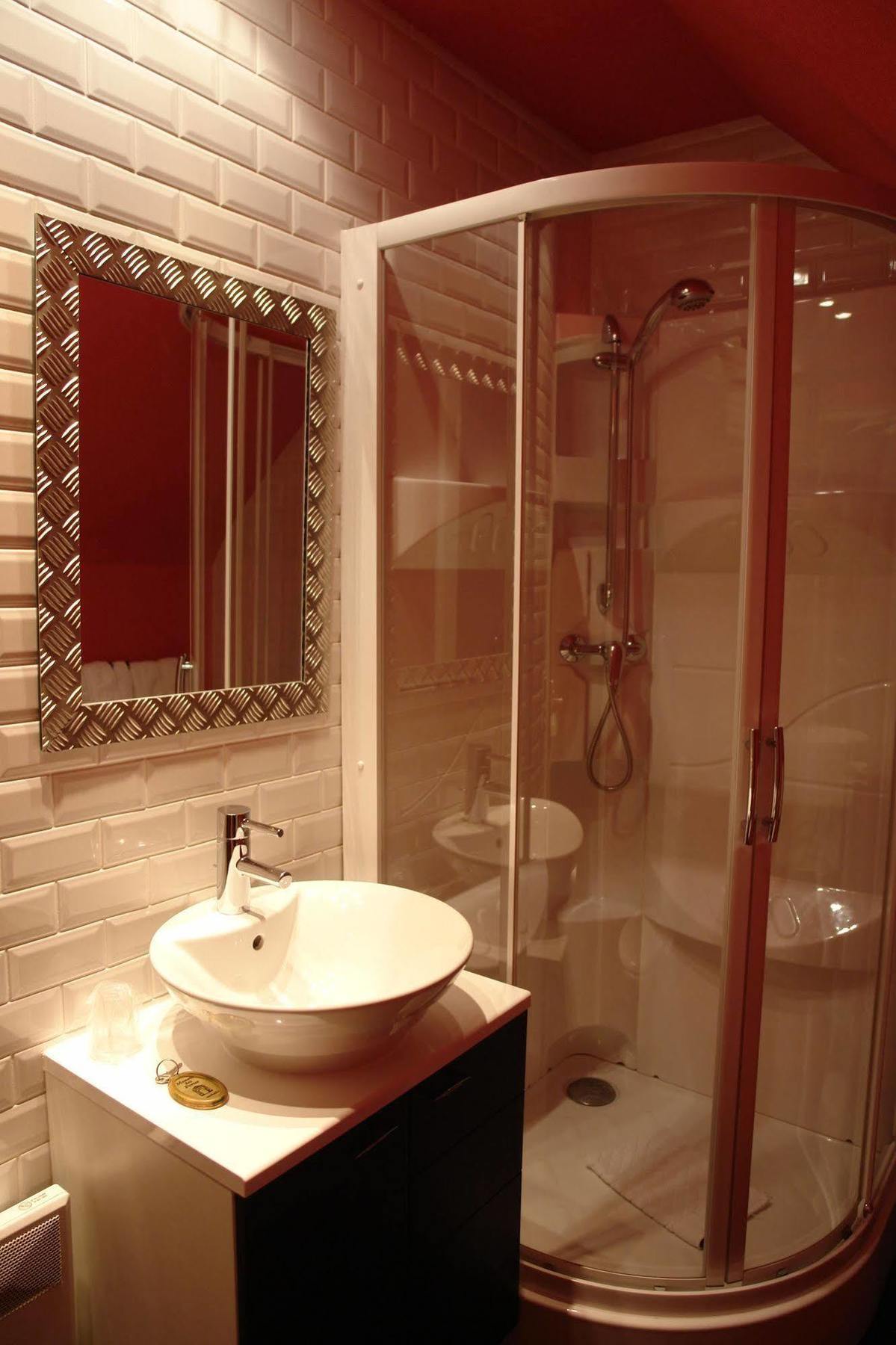 Logis Le Manoir Des Portes 3*